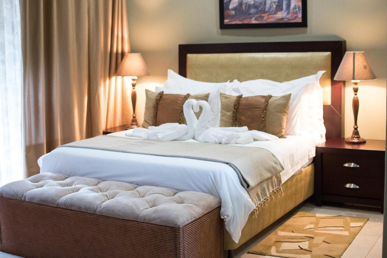 2Ten Hotel Sibasa Bagian luar foto