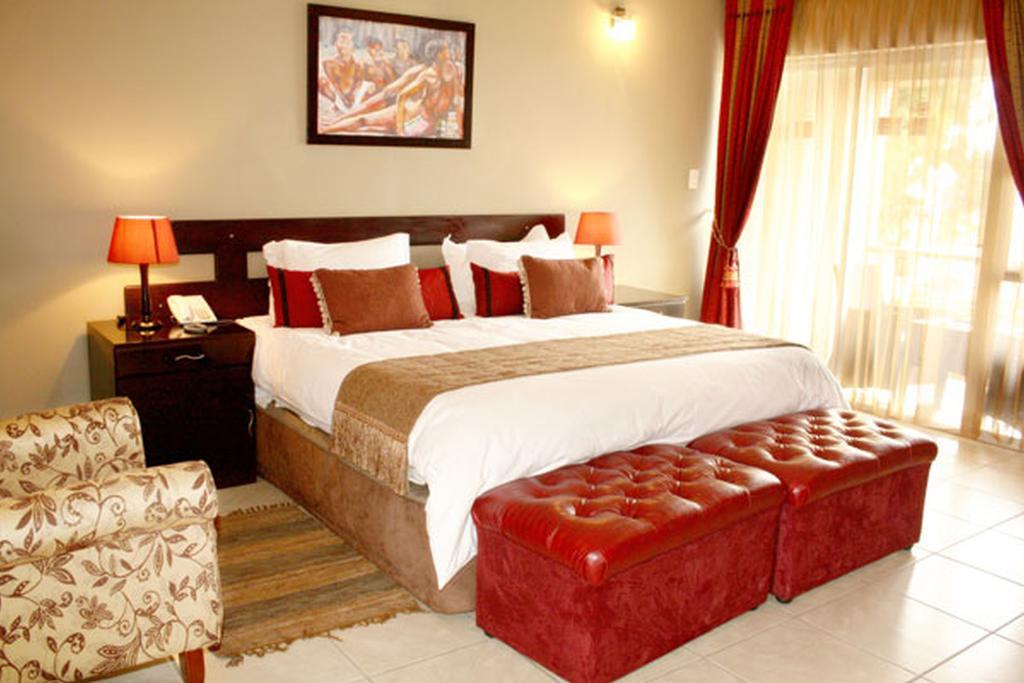 2Ten Hotel Sibasa Bagian luar foto